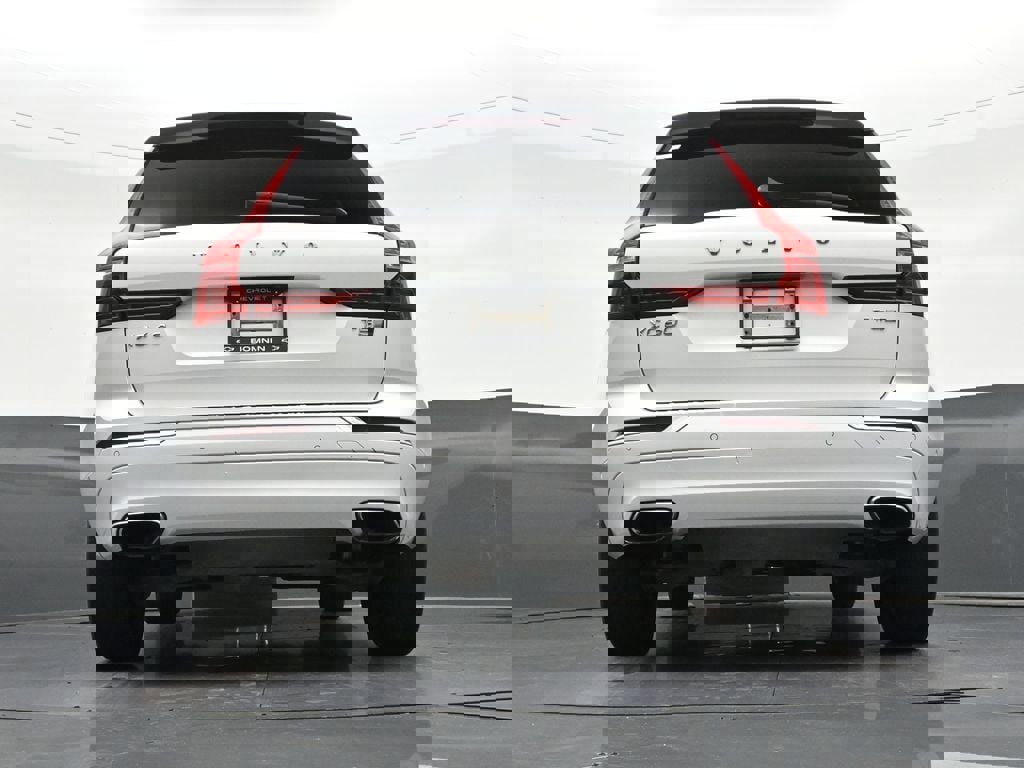 Used 2018 Volvo XC60 T5 Inscription w/ Convenience Package image 25