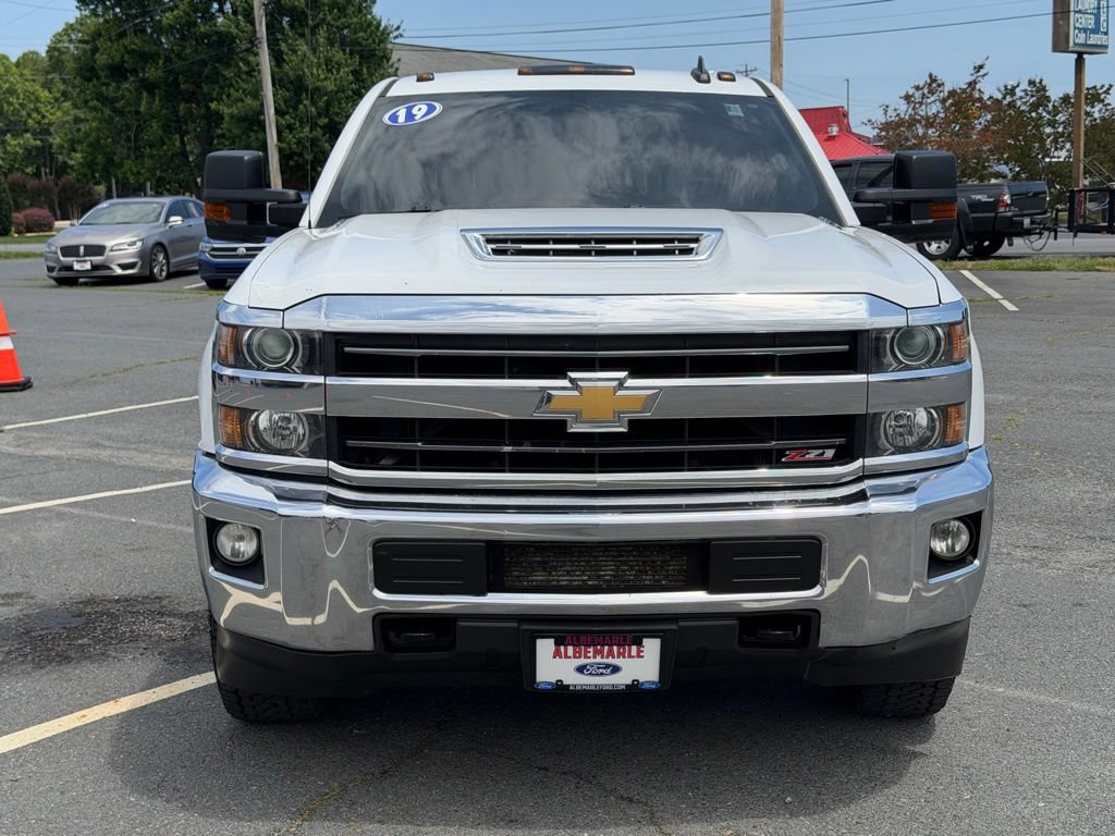 Used 2019 Chevrolet Silverado 2500 LT w/ LT Convenience Package AWD/4WD image 8