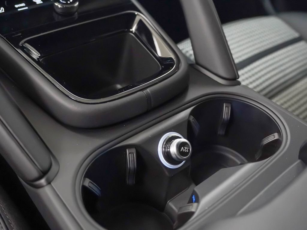 Certified 2025 Porsche Cayenne GTS image 30