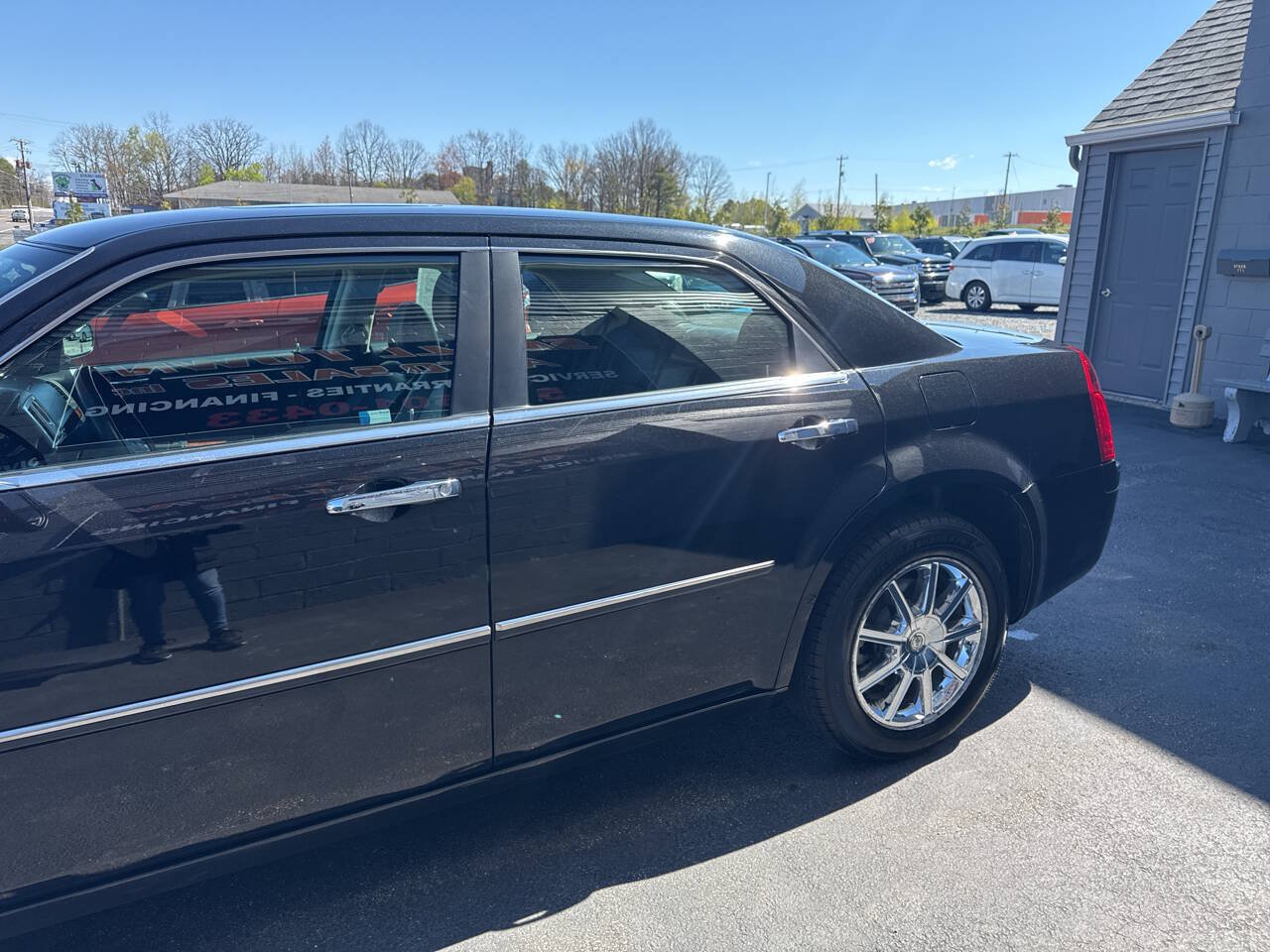Used 2010 Chrysler 300 C w/ Luxury Group II AWD/4WD image 5
