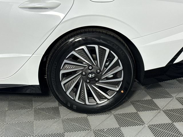 Used 2025 Hyundai Sonata Limited image 19