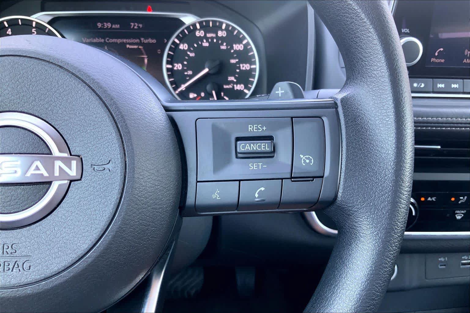 Used 2023 Nissan Rogue S AWD/4WD image 25