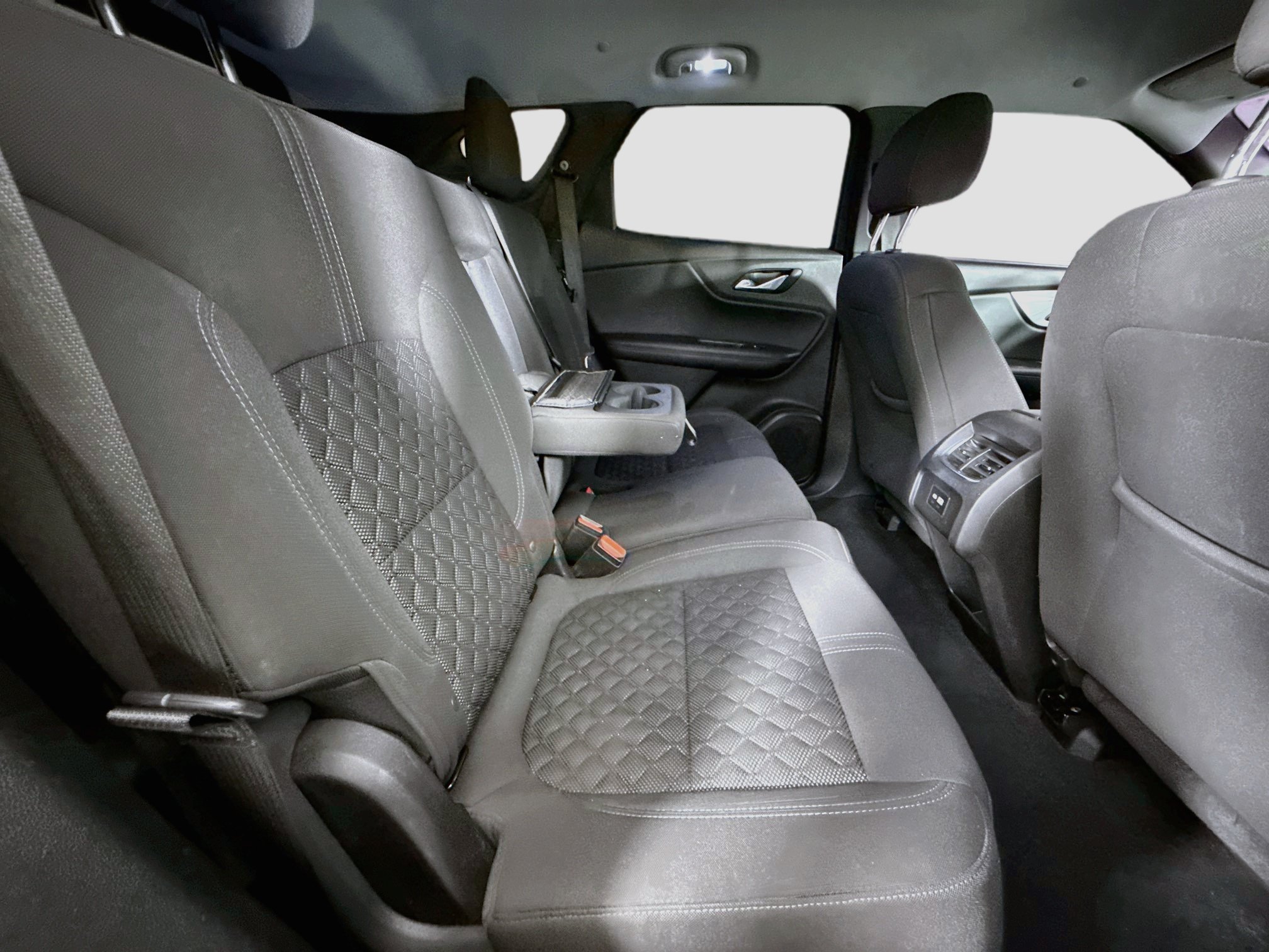 Used 2020 Chevrolet Blazer LT FWD image 29