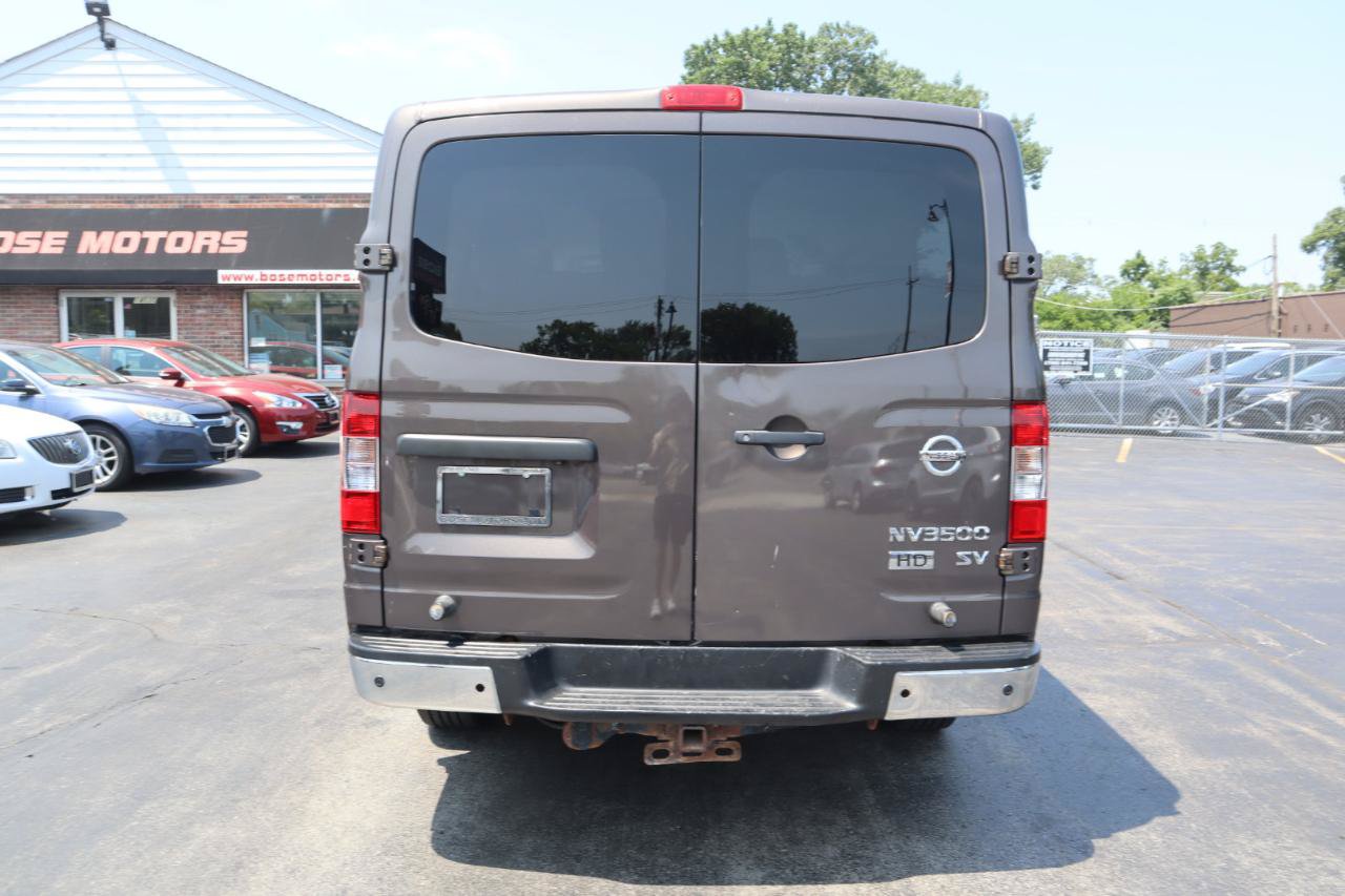 Used 2013 Nissan NV 3500 SV w/ Technology Pkg RWD image 4