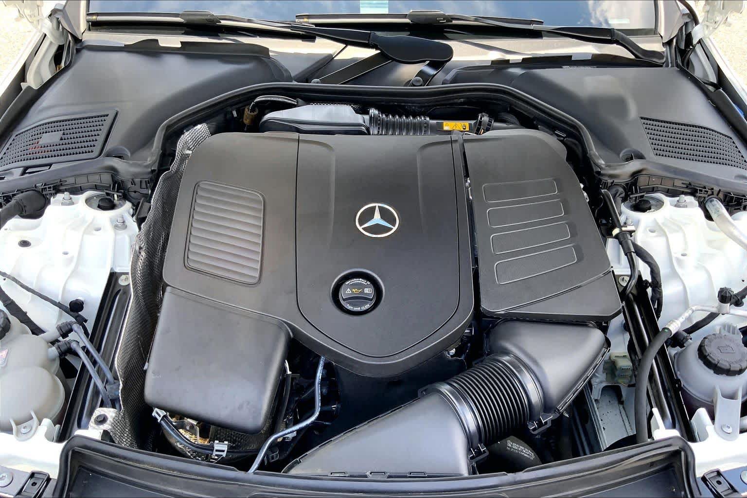 Used 2023 Mercedes-Benz C 300 4MATIC Sedan image 31