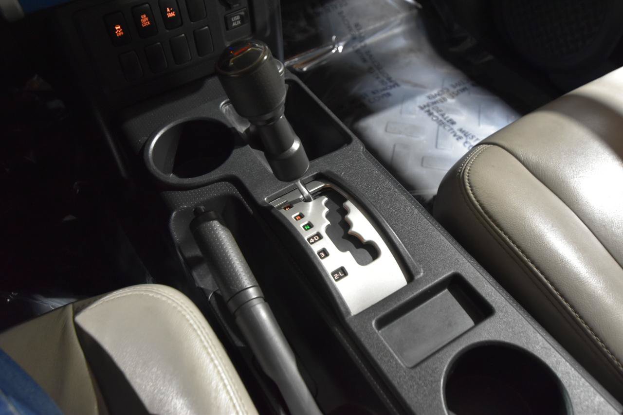 Used 2012 Toyota FJ Cruiser 4WD w/ Convenience Pkg image 27