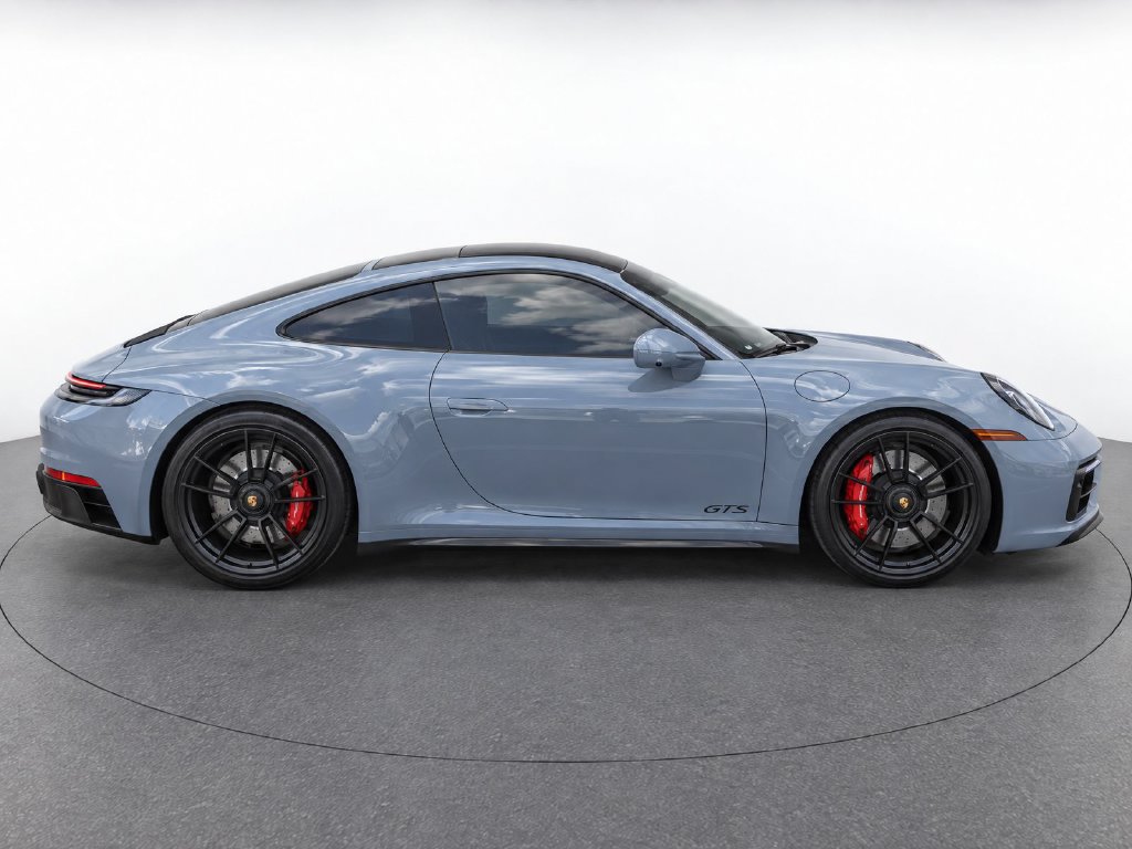 Certified 2024 Porsche 911 Carrera GTS RWD image 6