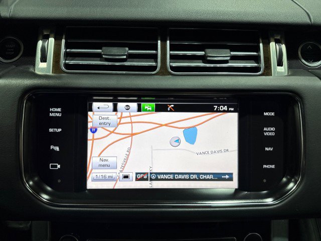 Used 2014 Land Rover Range Rover Supercharged image 75