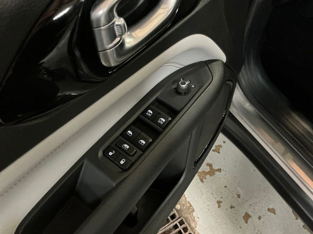 Certified 2022 Jeep Compass Limited image 15