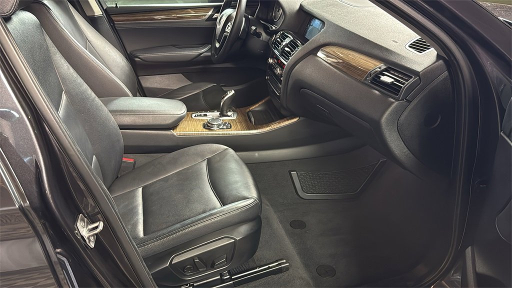 Used 2016 BMW X4 xDrive28i image 10