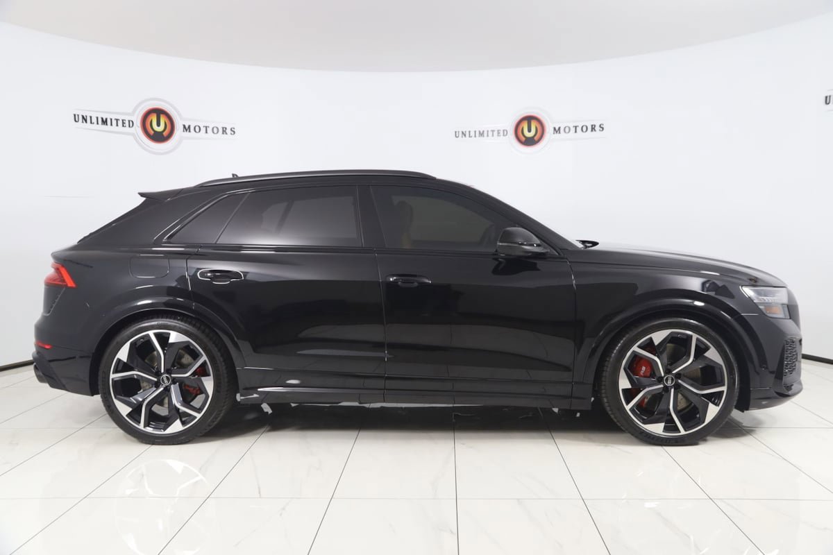 Used 2023 Audi RS Q8 w/ Black Optic Package AWD/4WD image 2