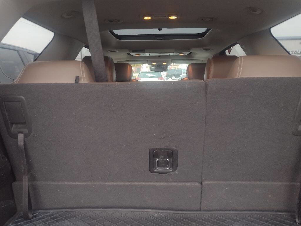 Used 2017 GMC Acadia Limited SLT image 12