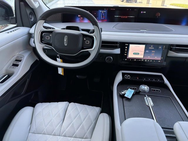 New 2026 Lincoln Navigator Black Label image 25