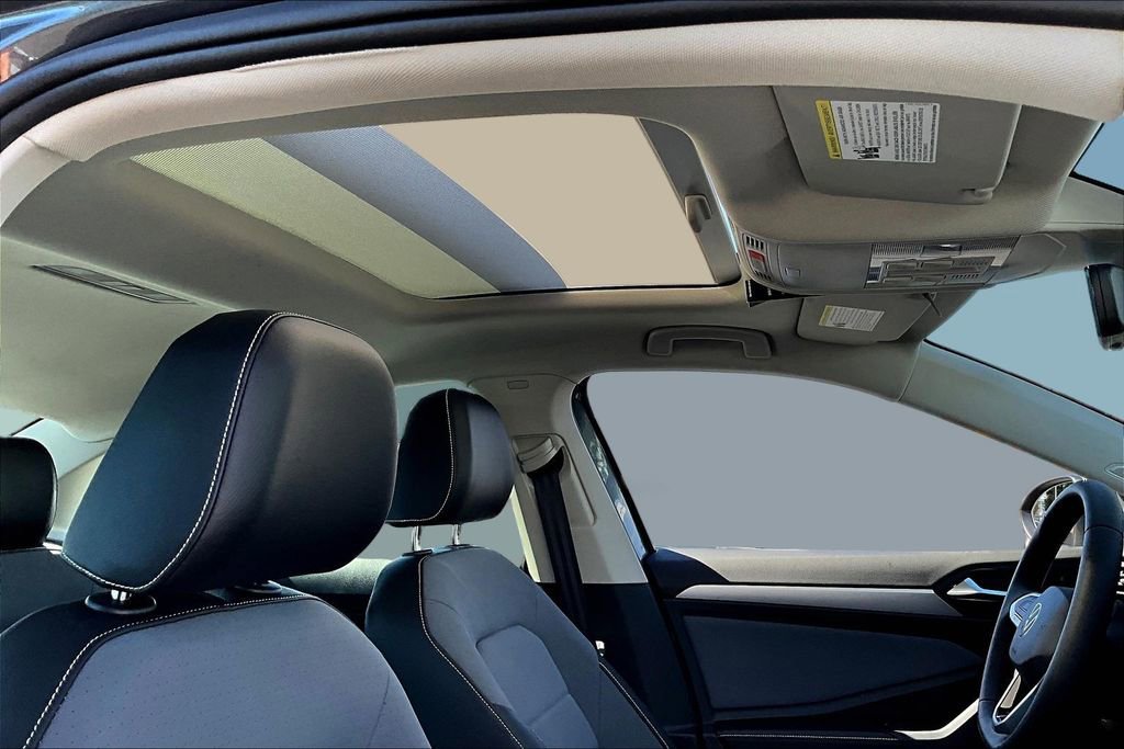 New 2026 Volkswagen Jetta SE image 25