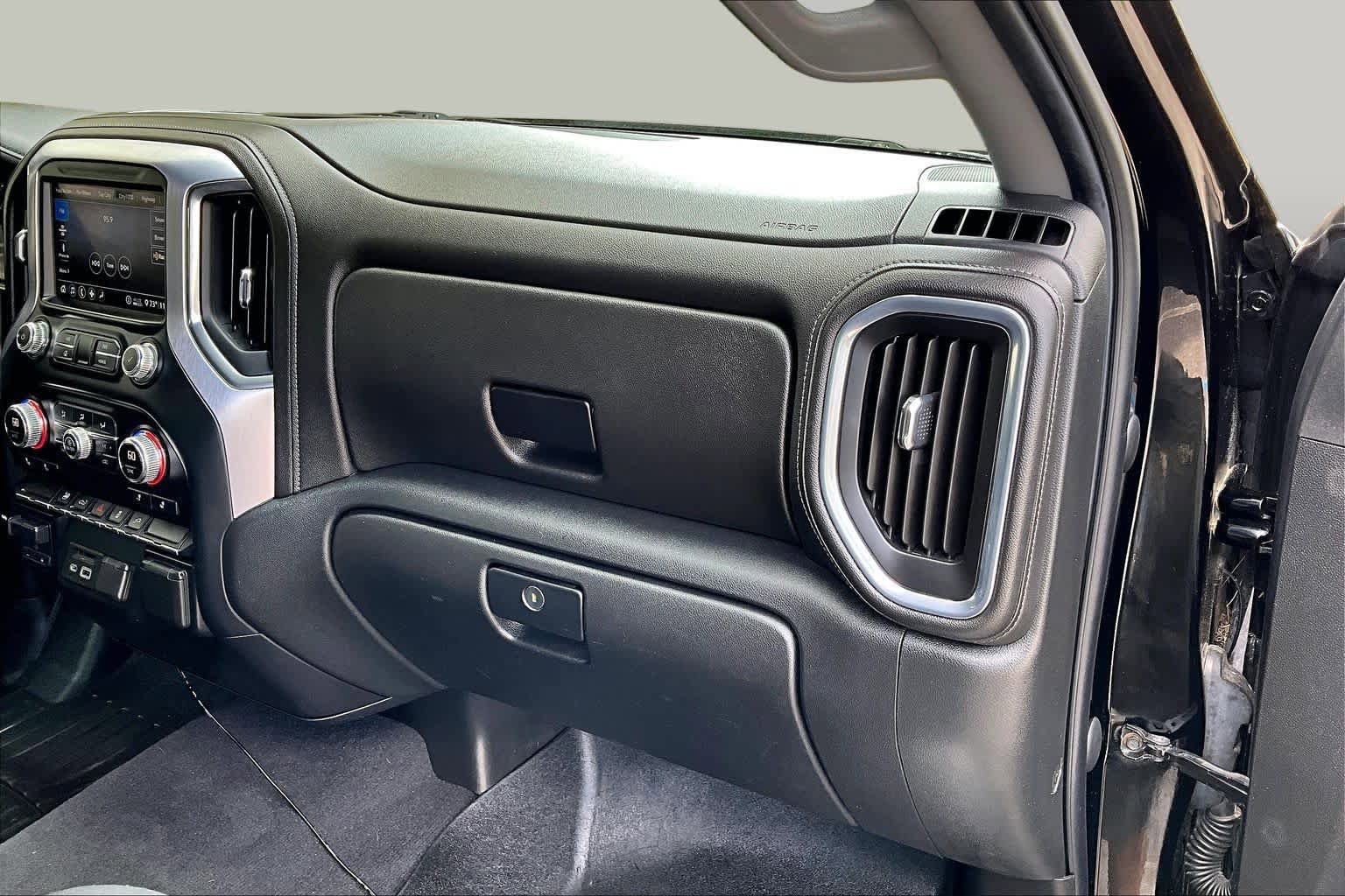 Used 2020 GMC Sierra 2500 SLE w/ SLE Value Package; AWD/4WD image 19