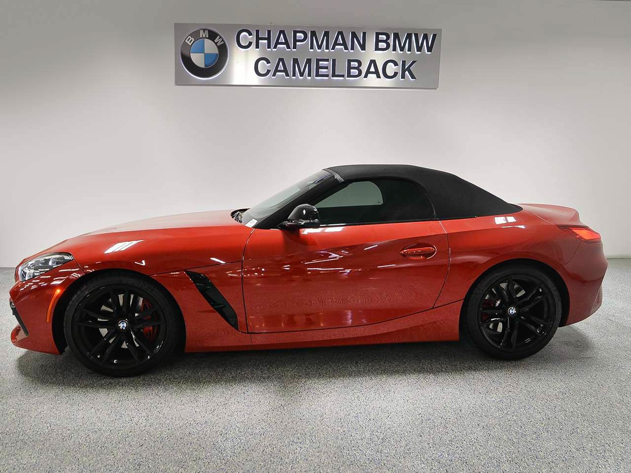 Certified 2024 BMW Z4 M40i w/ Premium Package RWD image 6