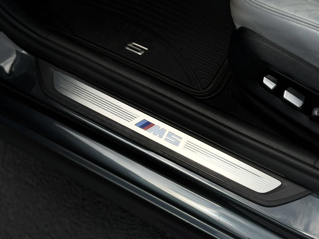 Used 2019 BMW M5 w/ Executive Package AWD/4WD image 33
