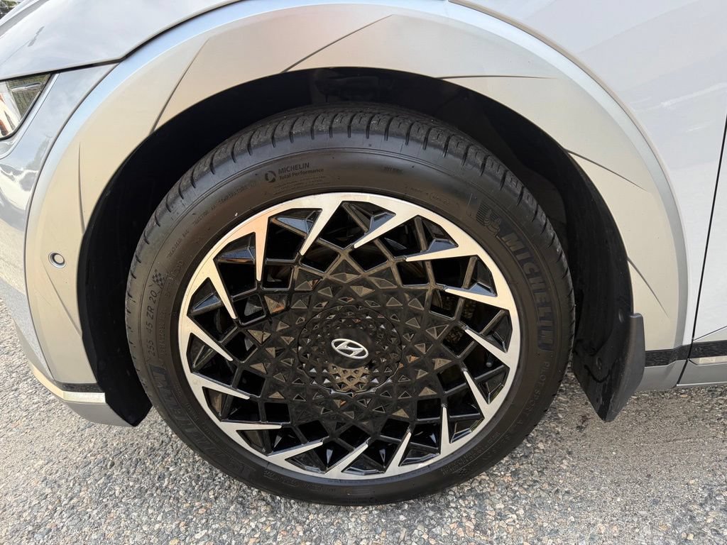 Certified 2023 Hyundai Ioniq 5 Limited AWD/4WD image 11