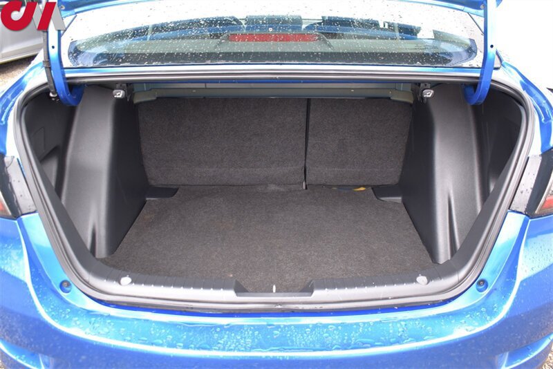 Used 2019 Toyota Yaris XLE FWD image 27