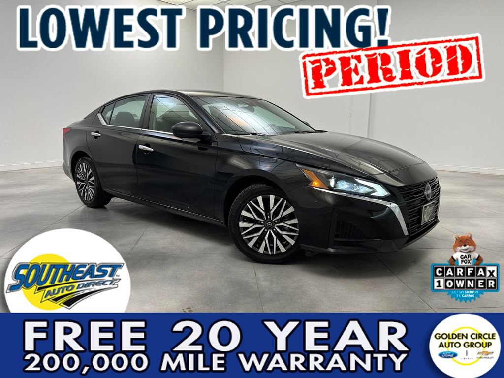 Used 2024 Nissan Altima 2.5 SV image 1