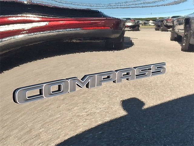 New 2026 Jeep Compass Latitude image 17