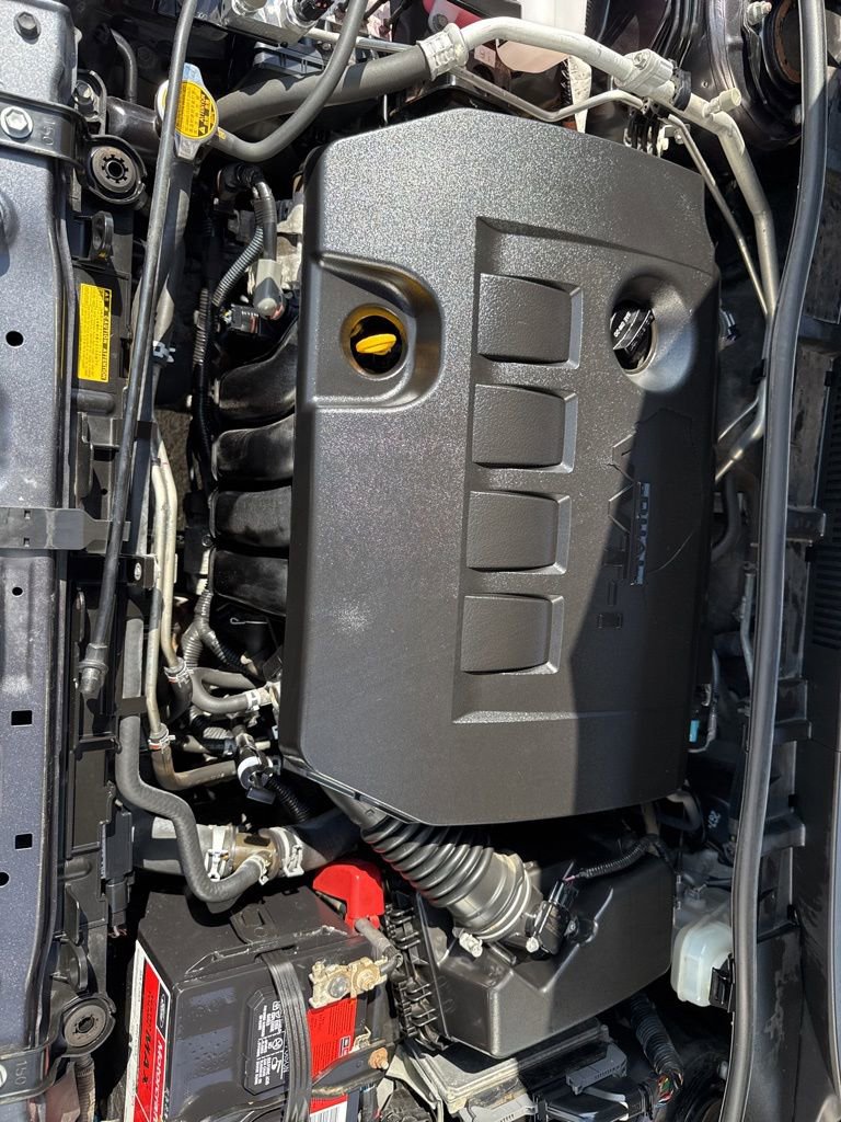 Used 2013 Toyota Corolla LE FWD image 28