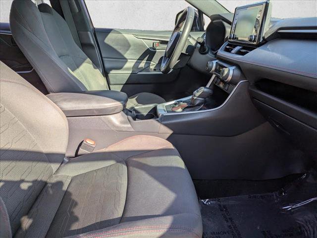 Used 2021 Toyota RAV4 SE w/ Weather & Moonroof Package image 26