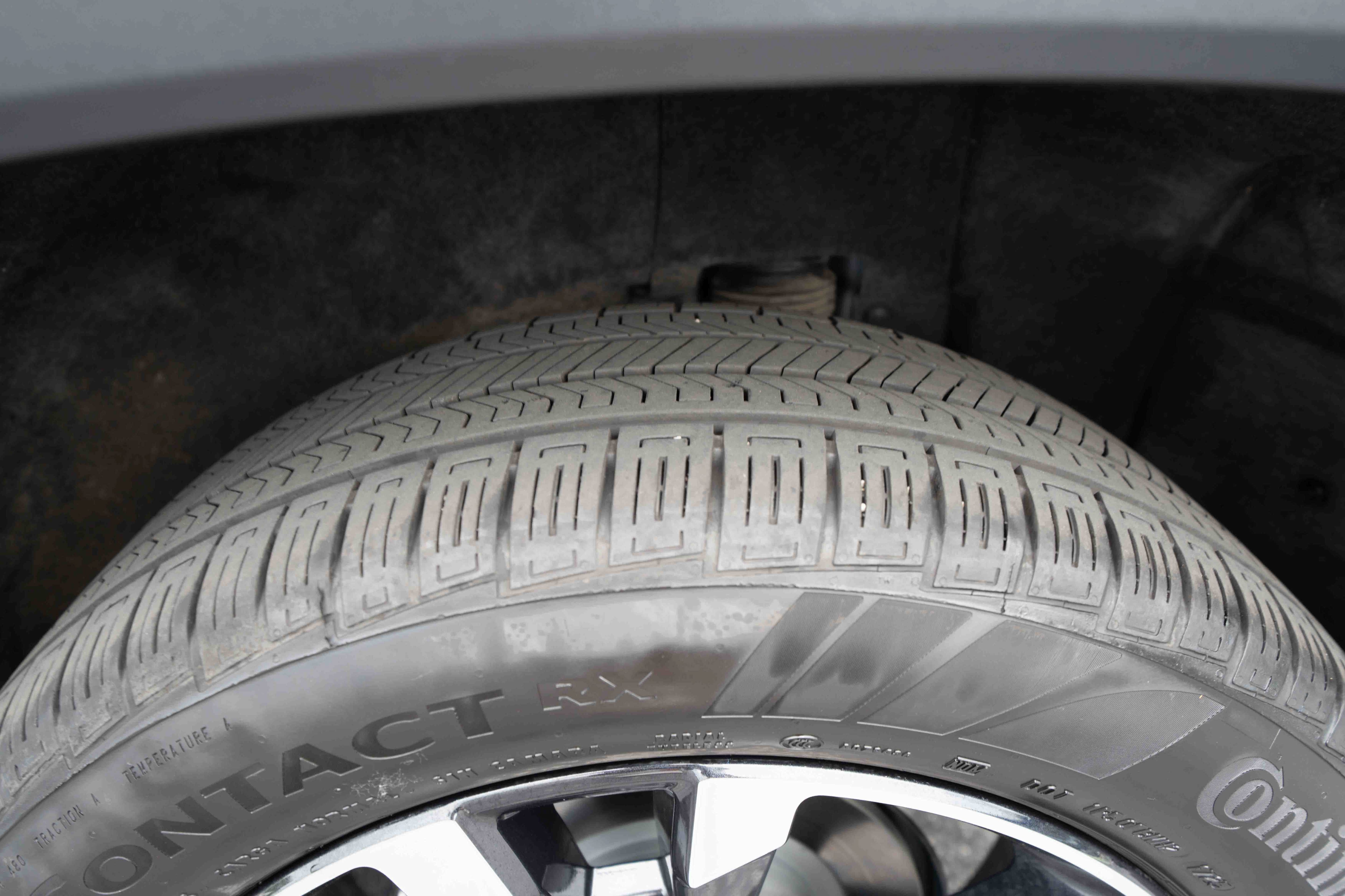 Used 2026 Chevrolet Equinox RS w/ LPO, Floor Liner Package AWD/4WD image 31