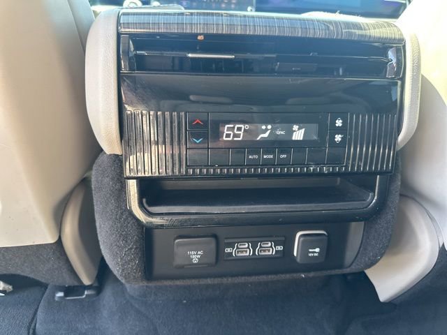 Used 2022 Jeep Wagoneer Series II w/ Premium Group I image 25