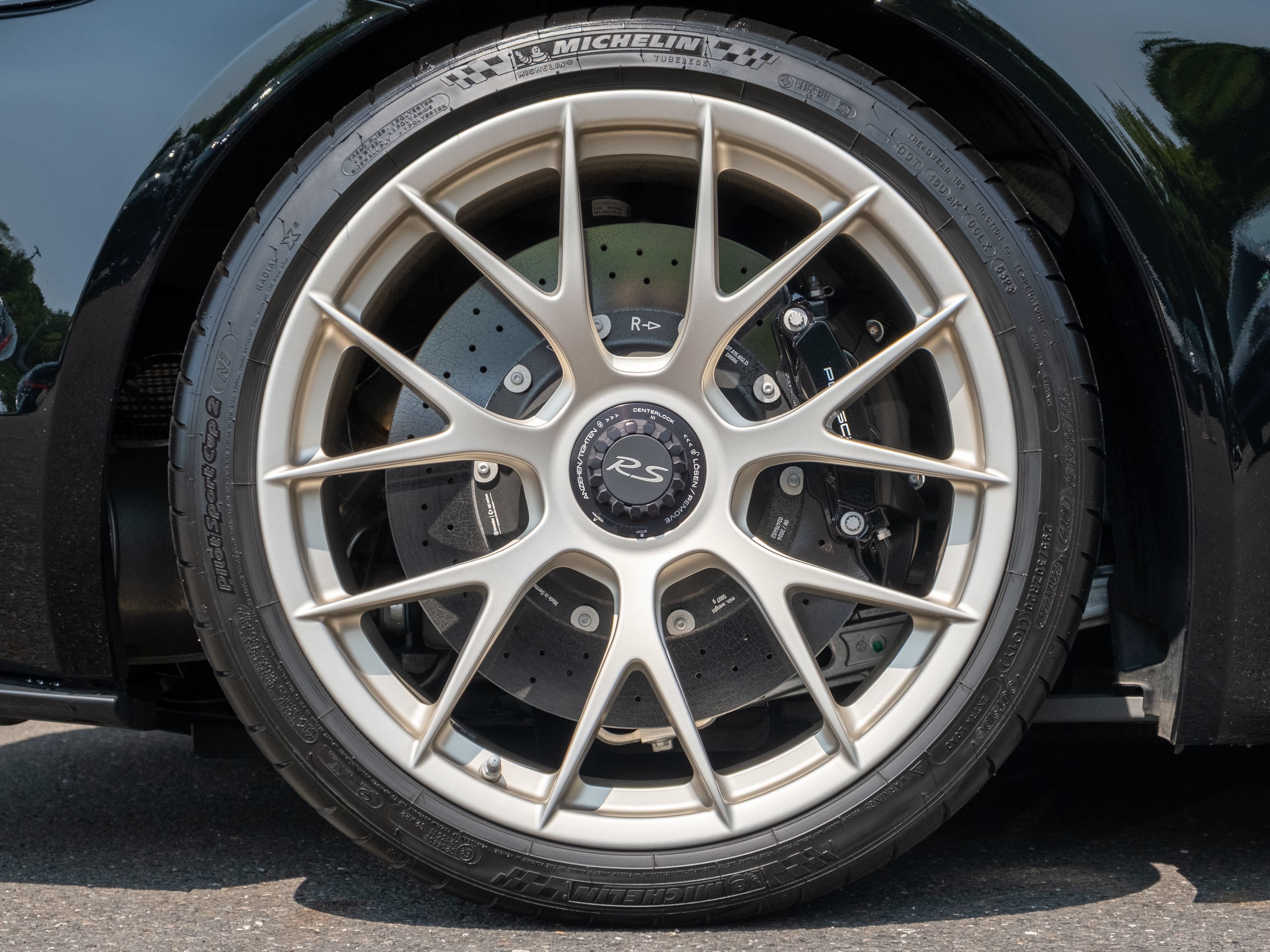 Certified 2024 Porsche 718 Cayman GT4 RS RWD image 14