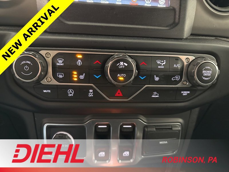 Used 2022 Jeep Wrangler Willys image 27