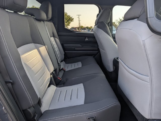 Used 2025 Toyota Tacoma TRD Sport AWD/4WD image 29
