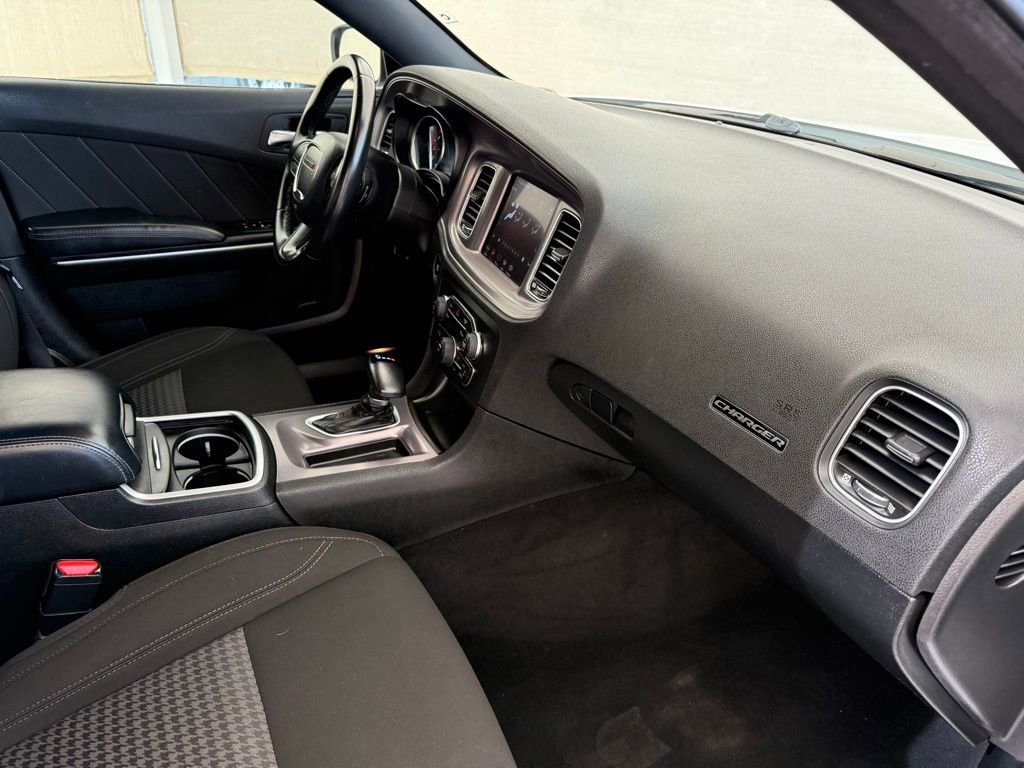 Used 2023 Dodge Charger SXT image 15