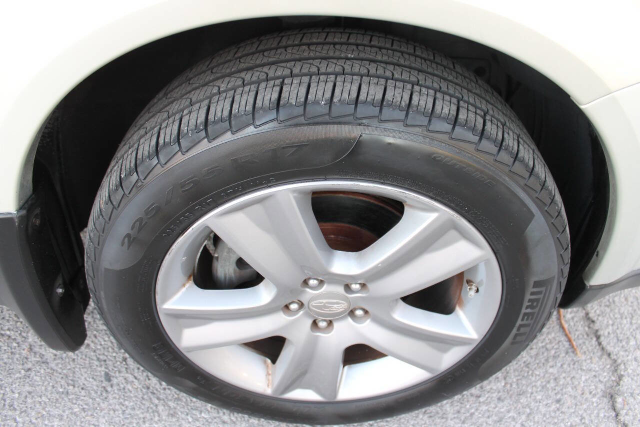 Used 2007 Subaru Outback 2.5i L.L. Bean image 14