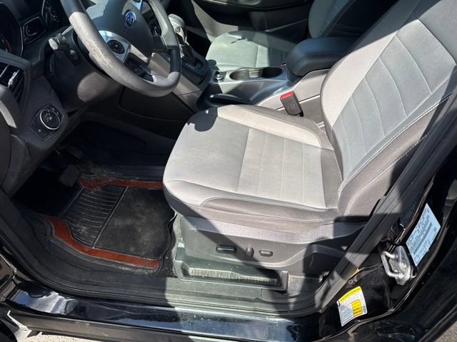 Used 2016 Ford Escape SE FWD image 9
