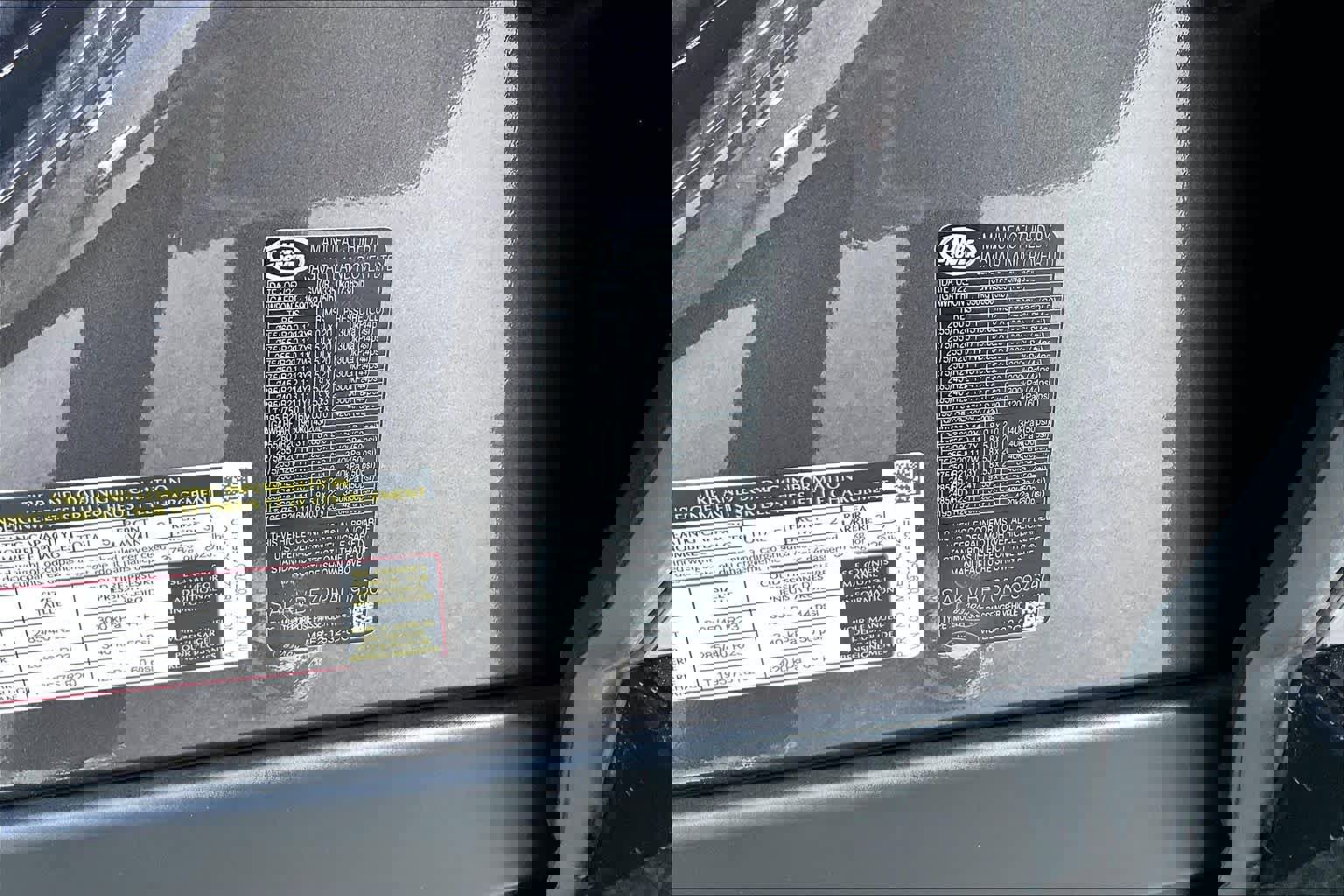 Used 2023 Land Rover Range Rover Long Wheelbase First Edition image 31