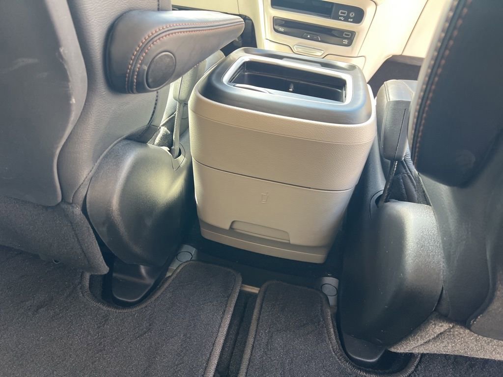 Certified 2019 Chrysler Pacifica Touring-L Plus image 40