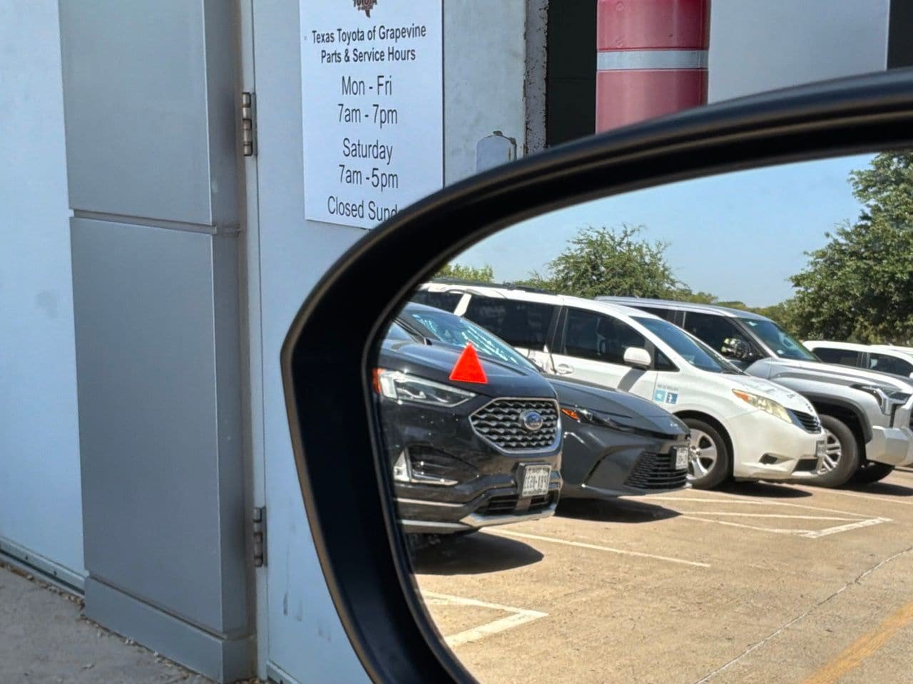 Used 2026 Nissan Kicks SR FWD image 22