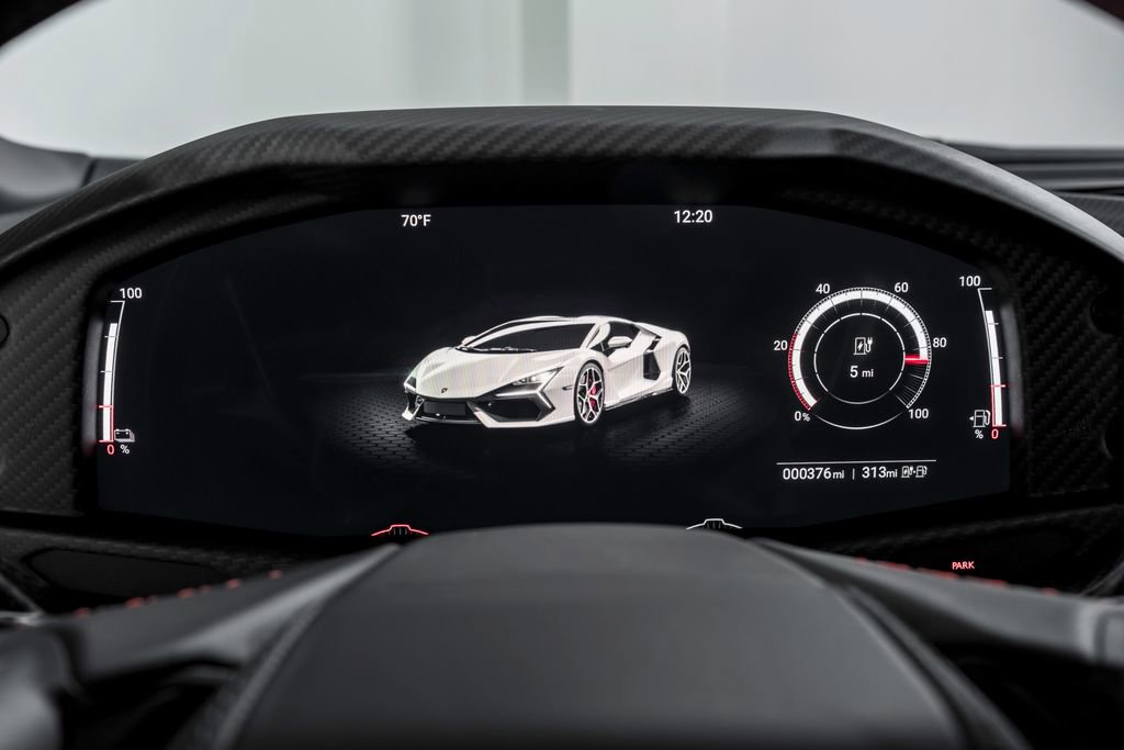 Used 2024 Lamborghini Revuelto image 13