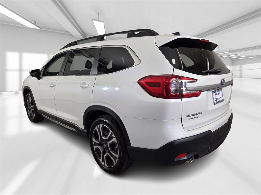 New 2025 Subaru Ascent Limited image 3