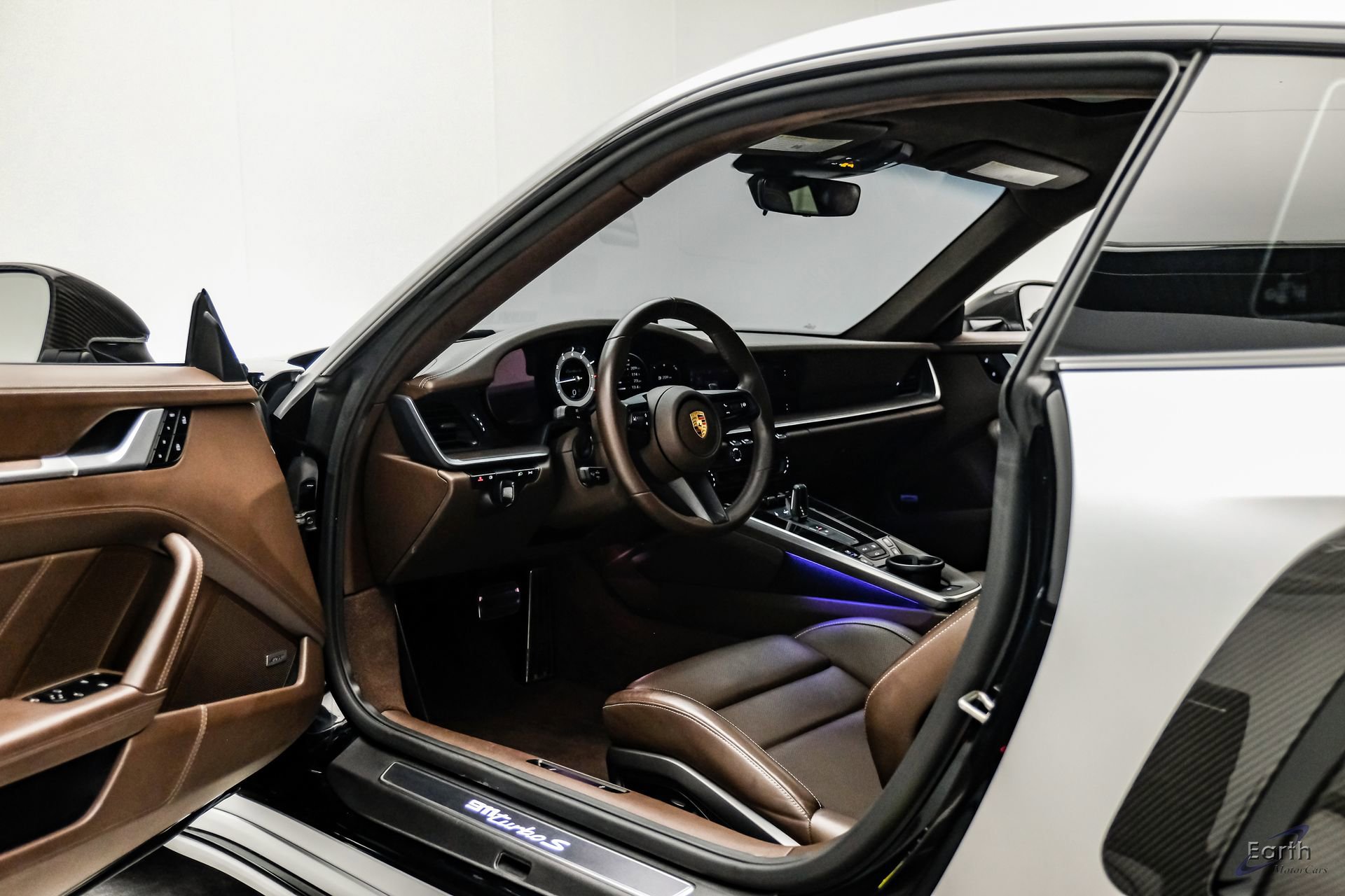 Used 2021 Porsche 911 Turbo S image 36