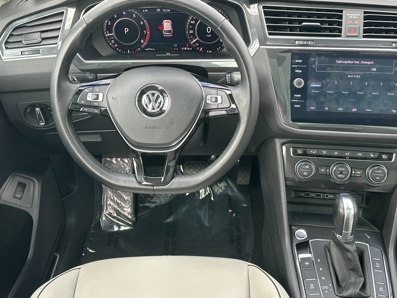 Used 2018 Volkswagen Tiguan SEL Premium AWD/4WD image 14