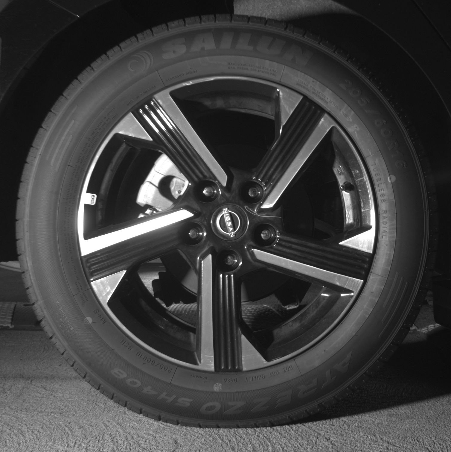 Used 2025 Nissan Sentra SV FWD image 15