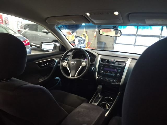 Used 2013 Nissan Altima 2.5 S FWD image 24