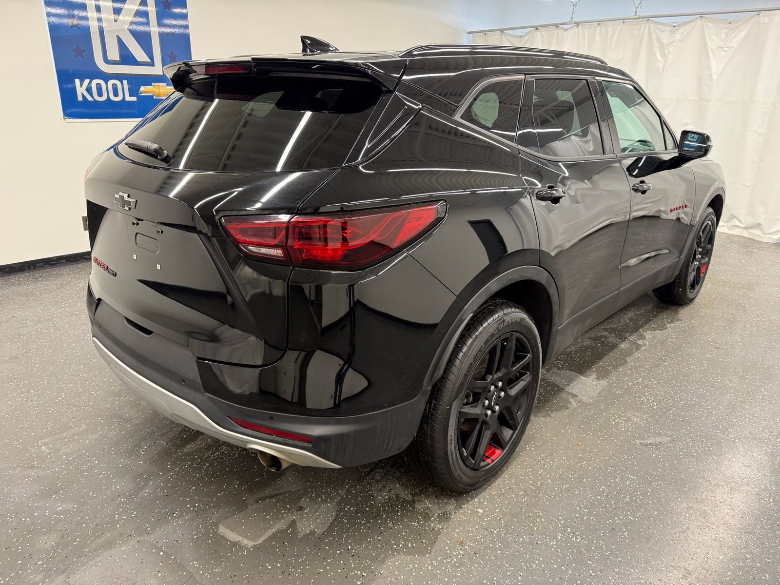 Used 2024 Chevrolet Blazer LT w/ Redline Edition image 2