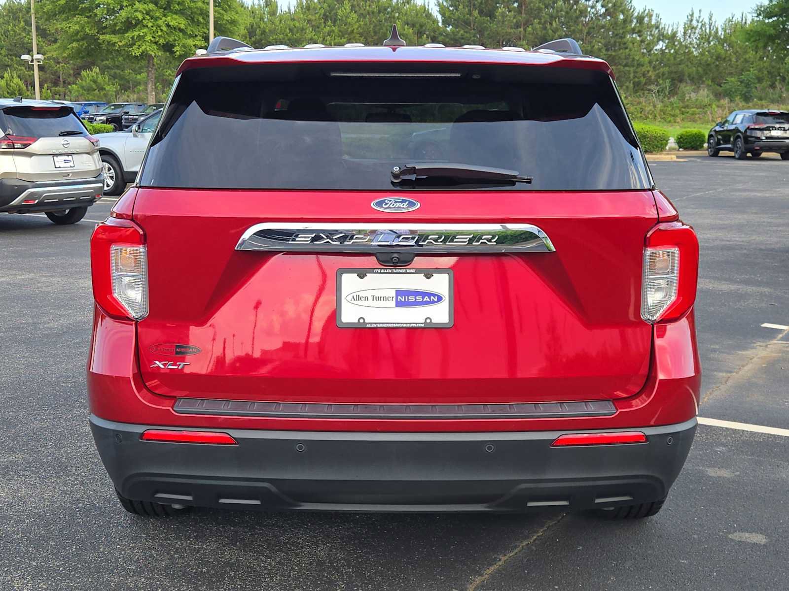 Used 2021 Ford Explorer XLT RWD image 7