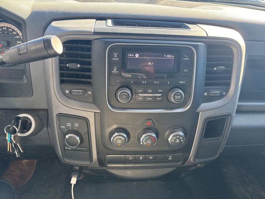 Used 2018 RAM 2500 Tradesman w/ Chrome Appearance Group image 11