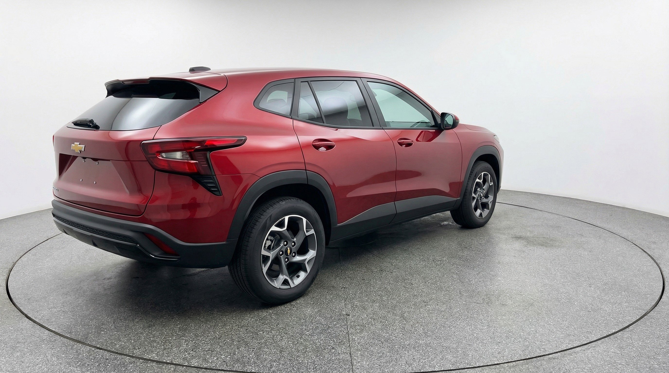 Used 2025 Chevrolet Trax LT w/ LT Convenience Package image 9