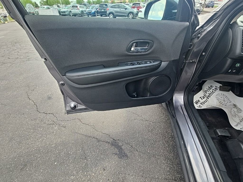 Certified 2021 Honda HR-V LX image 13