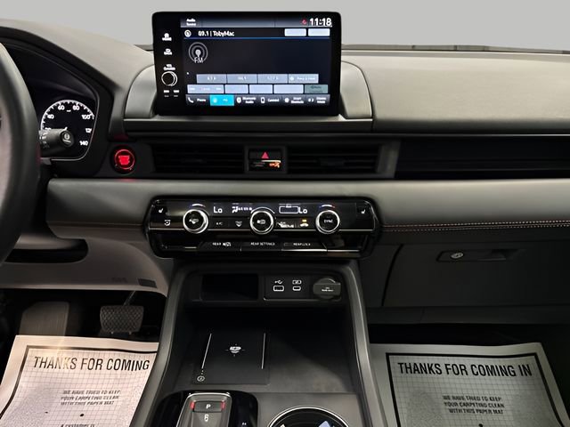 Used 2025 Honda Pilot TrailSport image 17